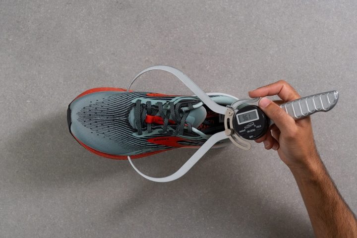 Brooks Hyperion Max Toebox width at the widest part