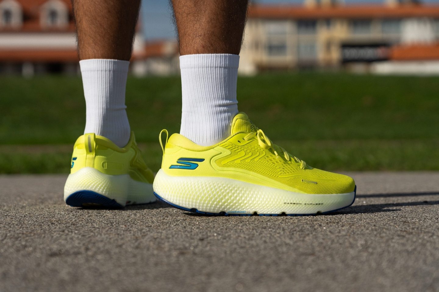 skechers go run max road 4