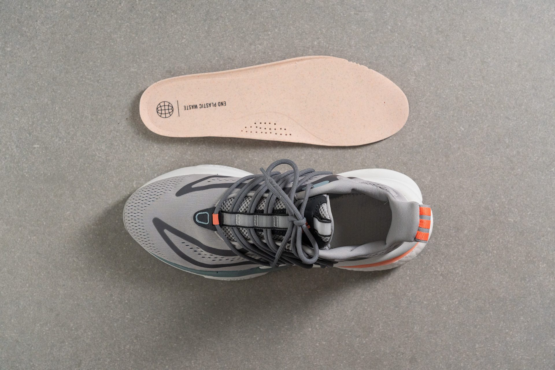 Adidas Alphaboost V1 Removable insole