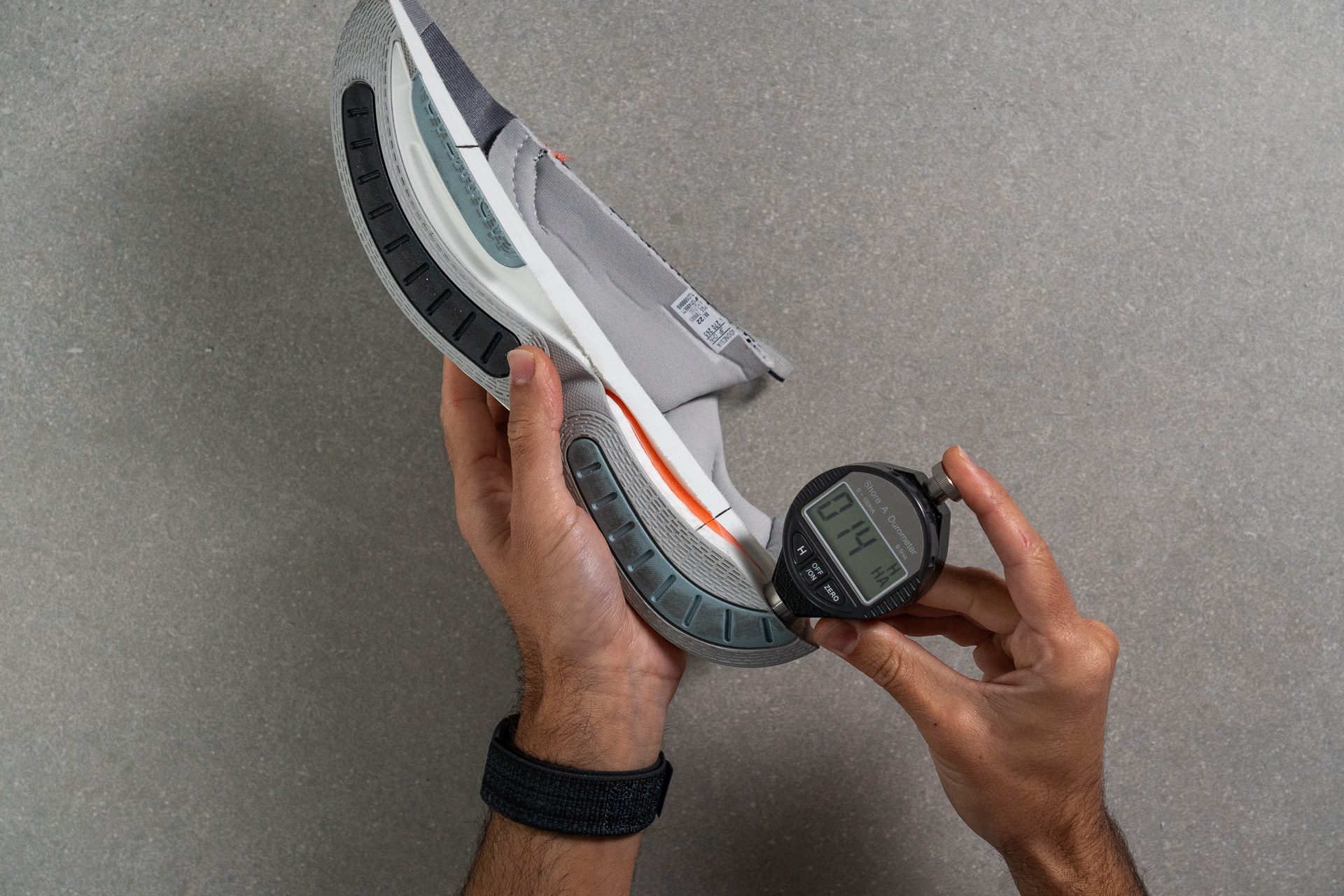 Adidas Alphaboost V1 Secondary foam softness