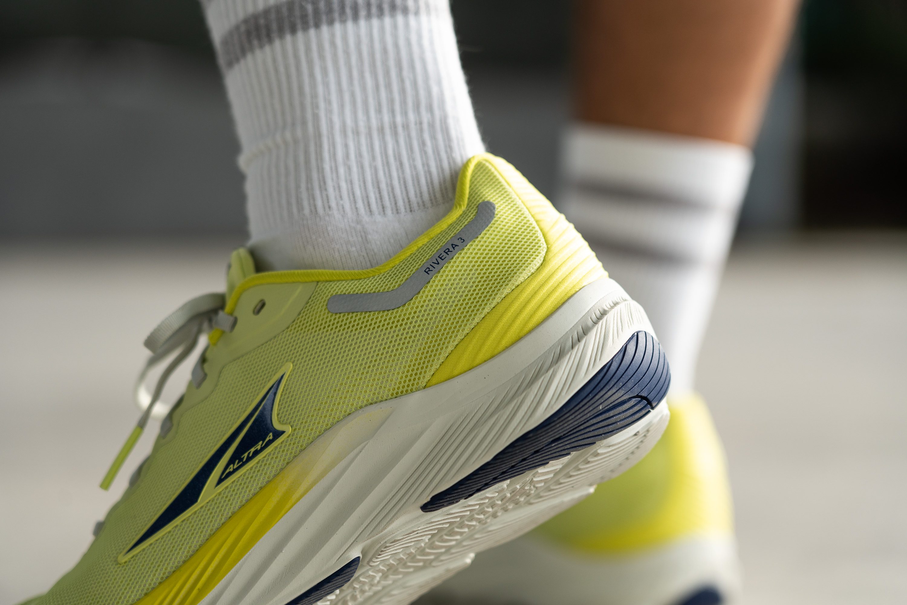 Altra Rivera 3 Heel tab