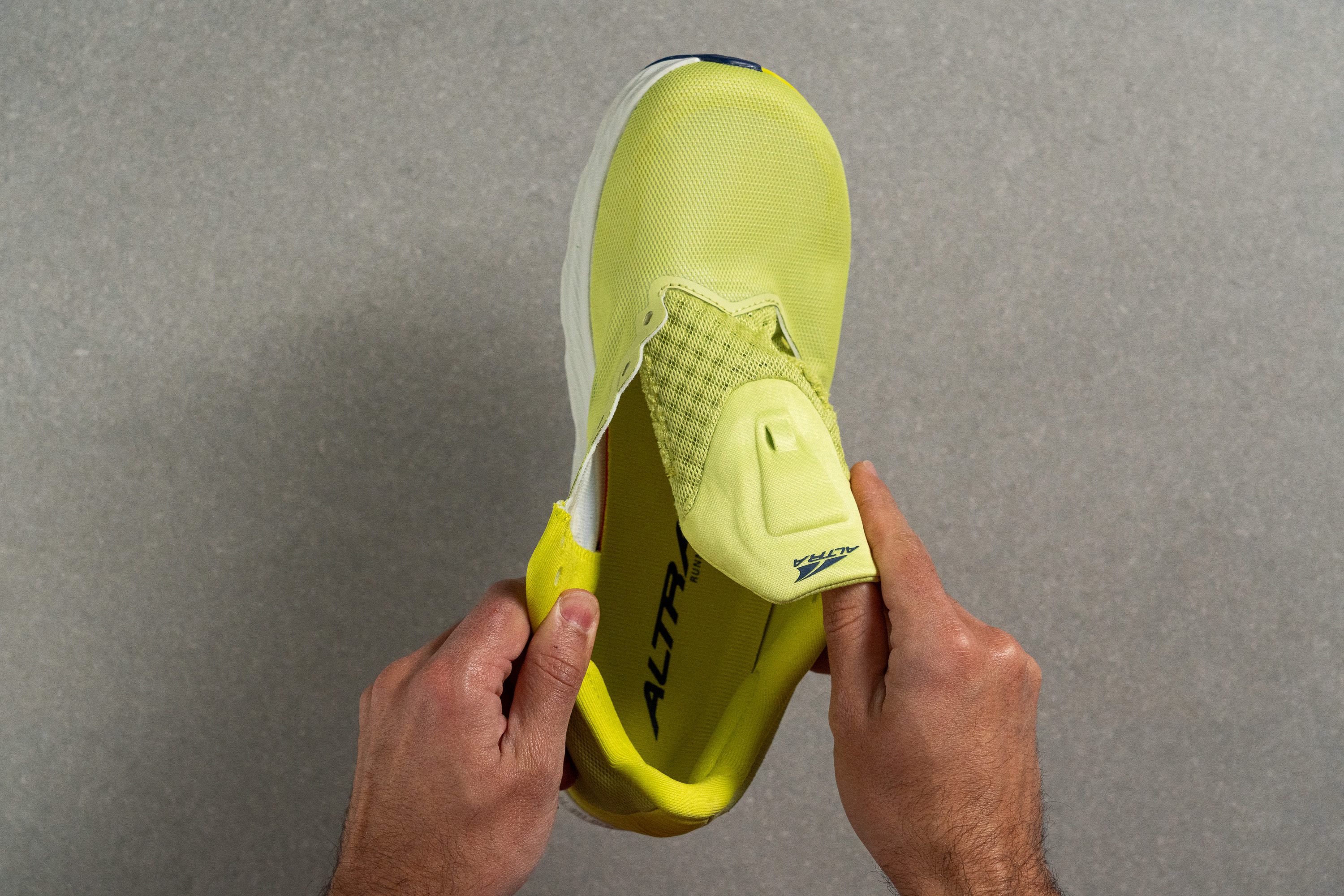 Altra Rivera 3 Tongue: gusset type