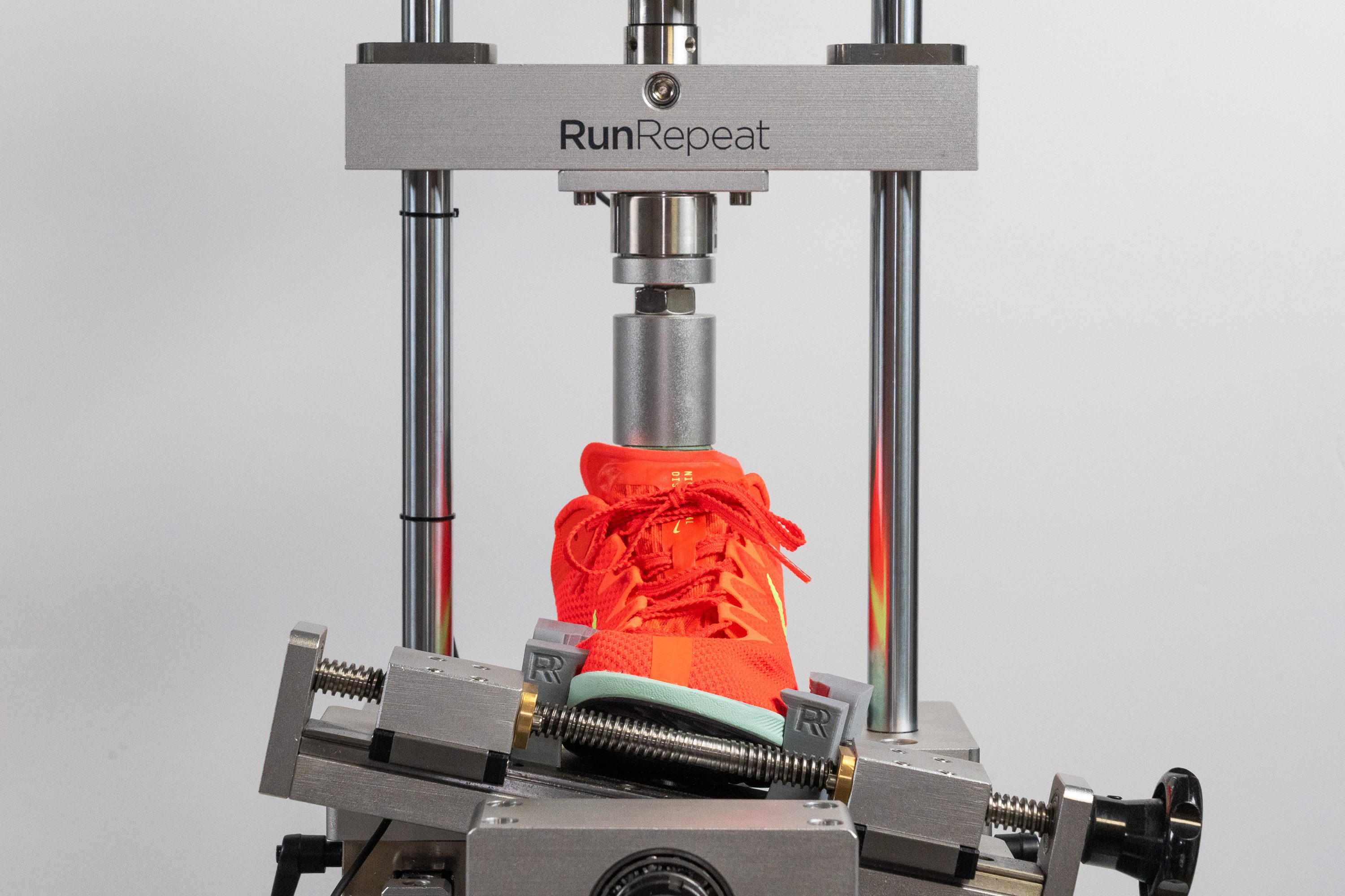 Nike Zoom Rival Distance Torsional rigidity