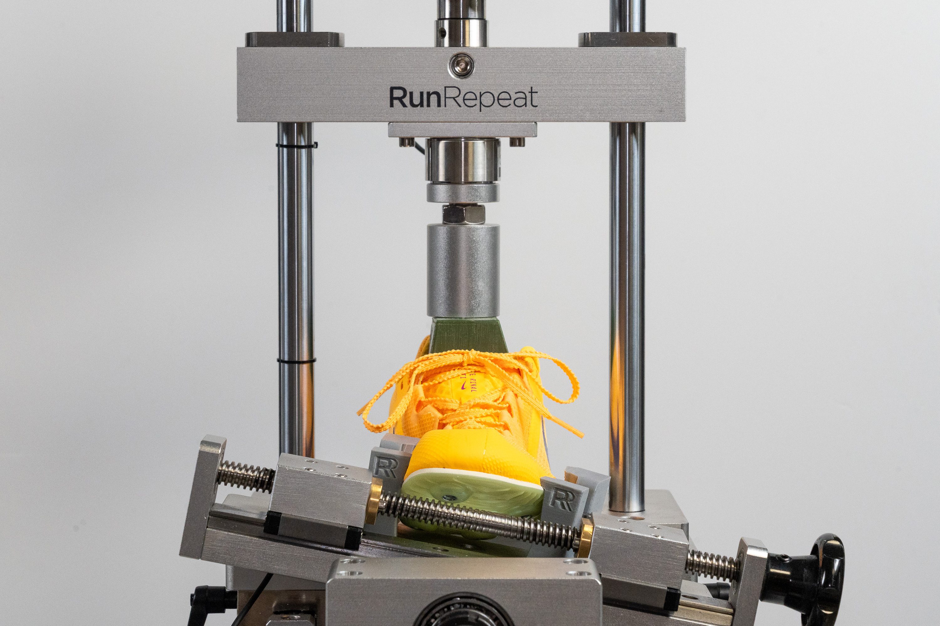 Nike Zoom Rival Multi Torsional rigidity