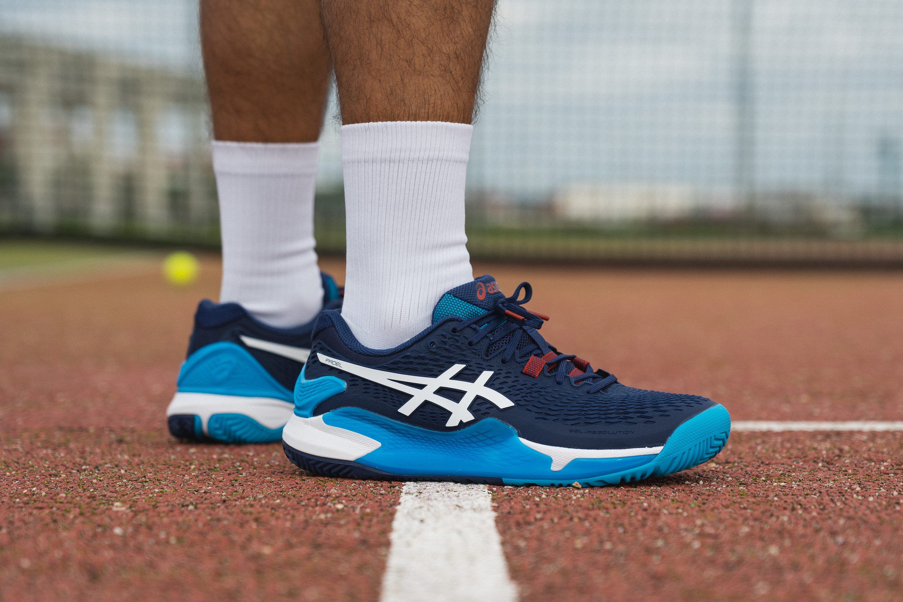 Cut in half: ASICS Gel Resolution 9 Review (2023) | RunRepeat