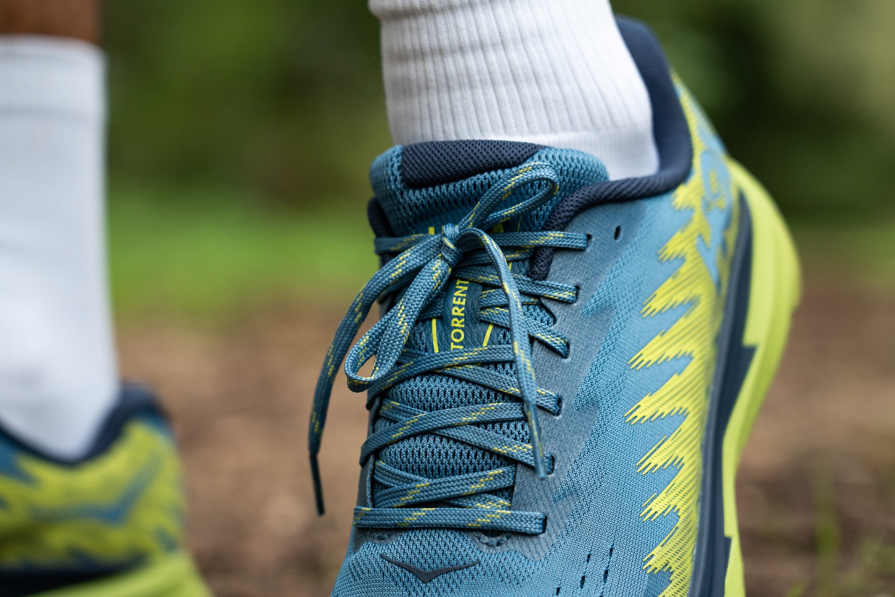 Hoka one one torrent drop best sale