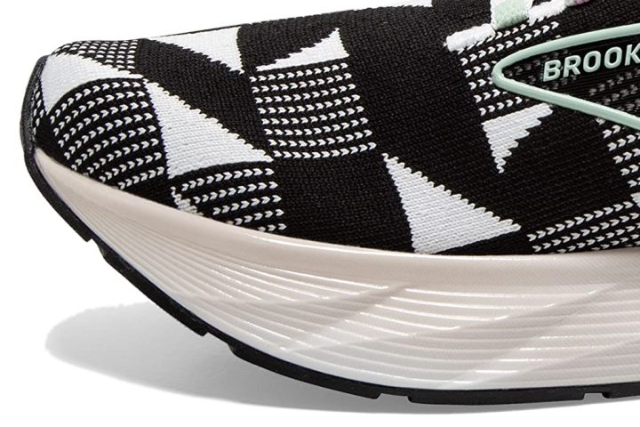Brooks Levitate Stealthfit 6 Brooks-Levitate-SF6-toebox