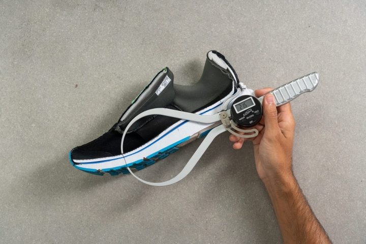 zapatillas de running Brooks ritmo medio minimalistas ultra trail talla 37.5 Forefoot stack