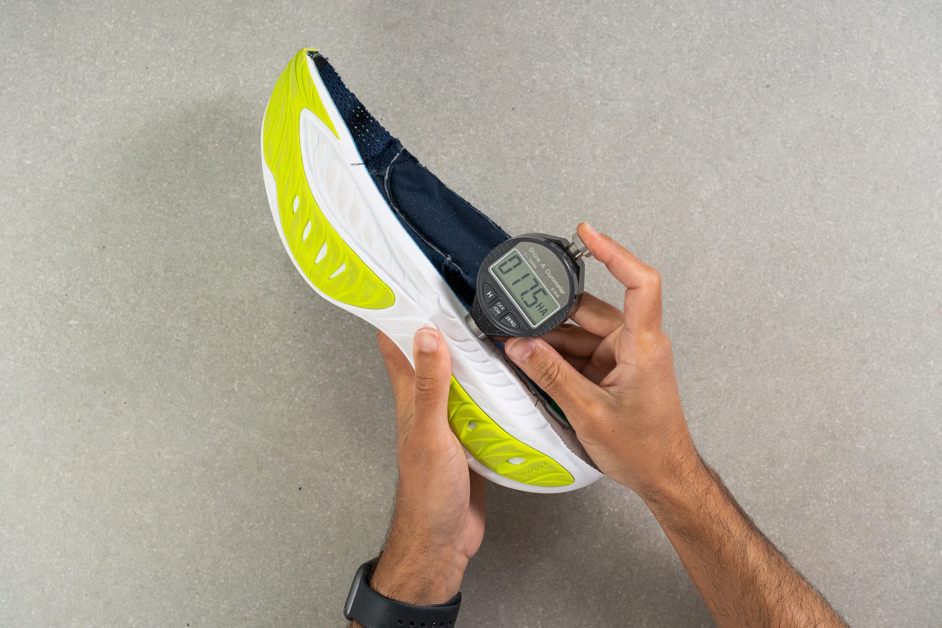 asics-gel-cumulus-25-durometer.JPG