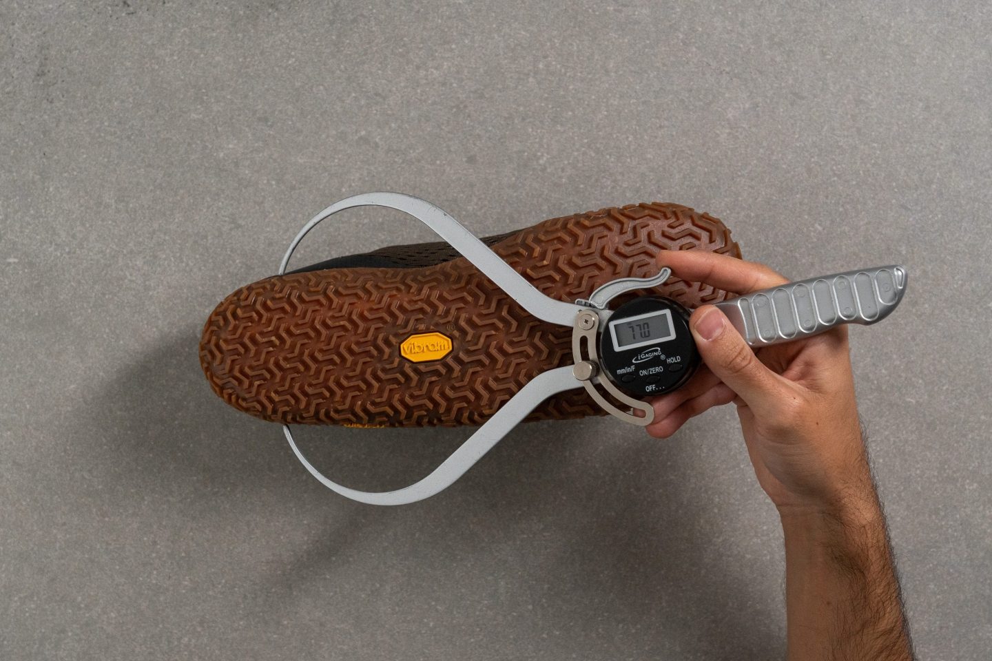 merrell vapor glove sizing