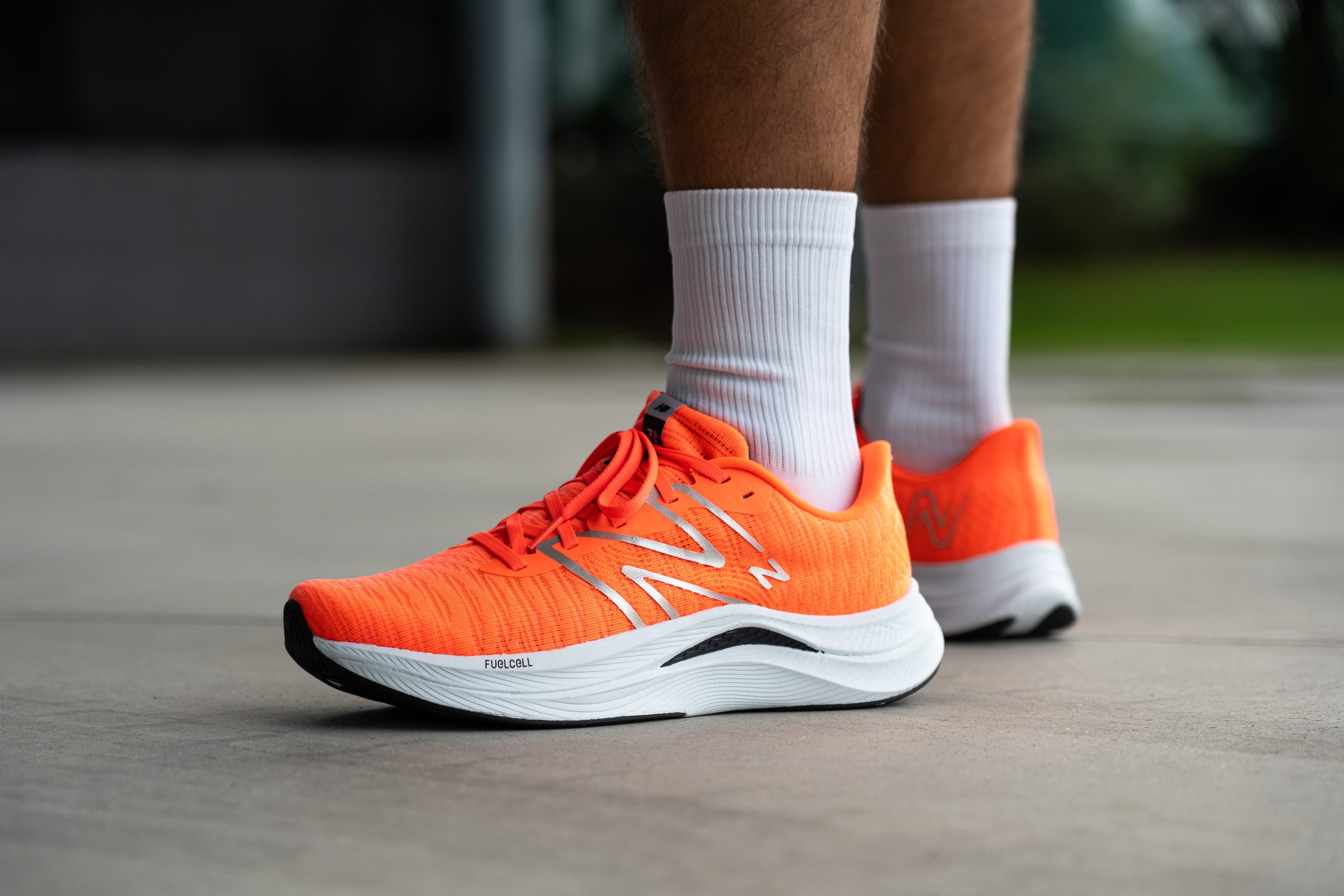 Cortadas por la mitad Analisis y review de las New Balance FuelCell Propel v4 2023 RunRepeat