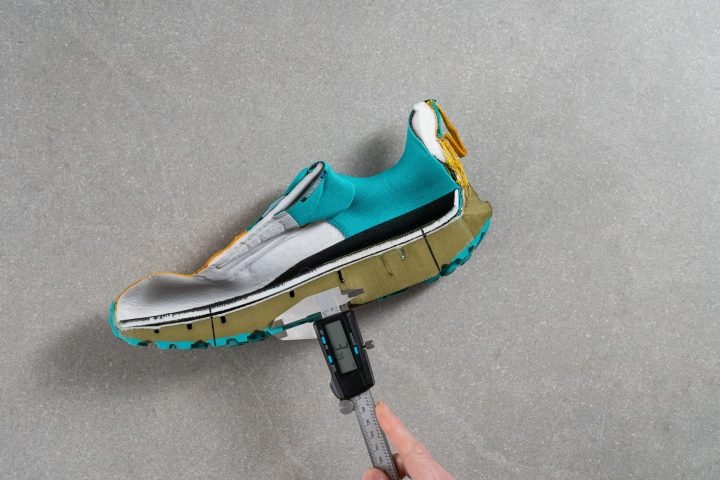 zapatillas de running HOKA ONE ONE amortiguación media placa de carbono talla 44 Lug depth