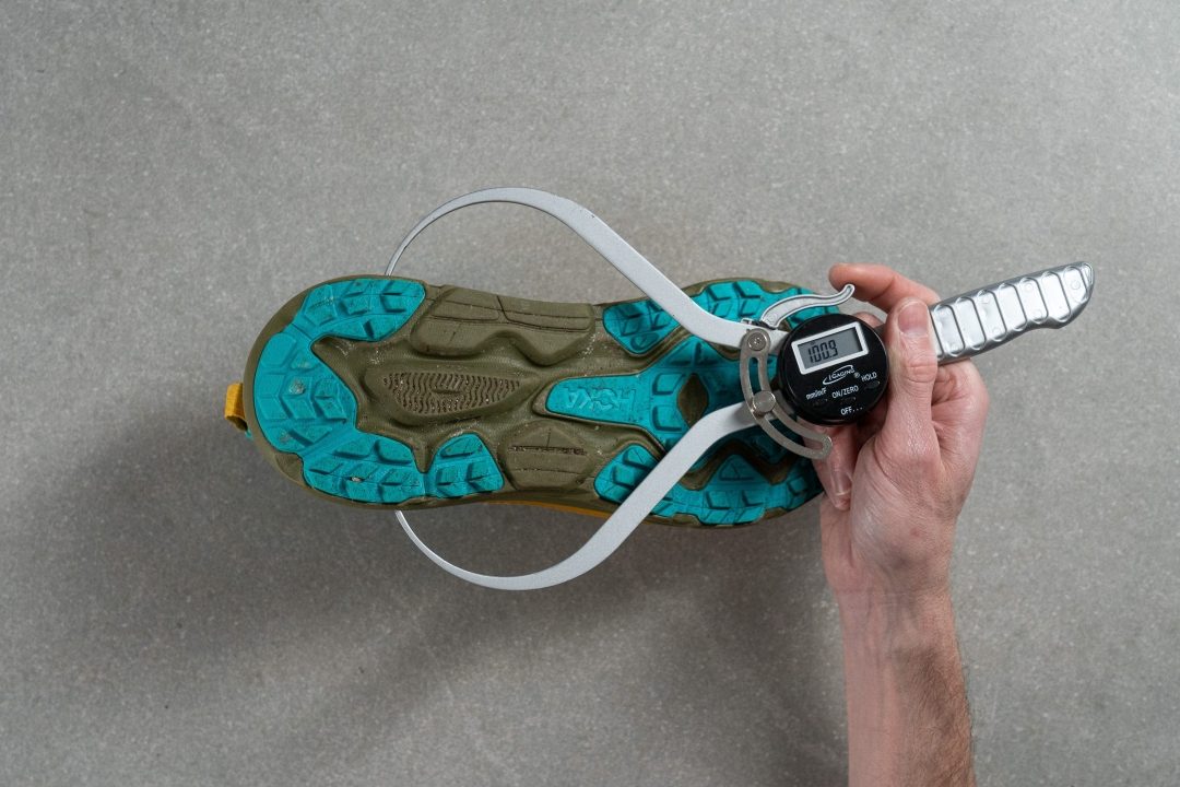 hoka challenger mid gtx w