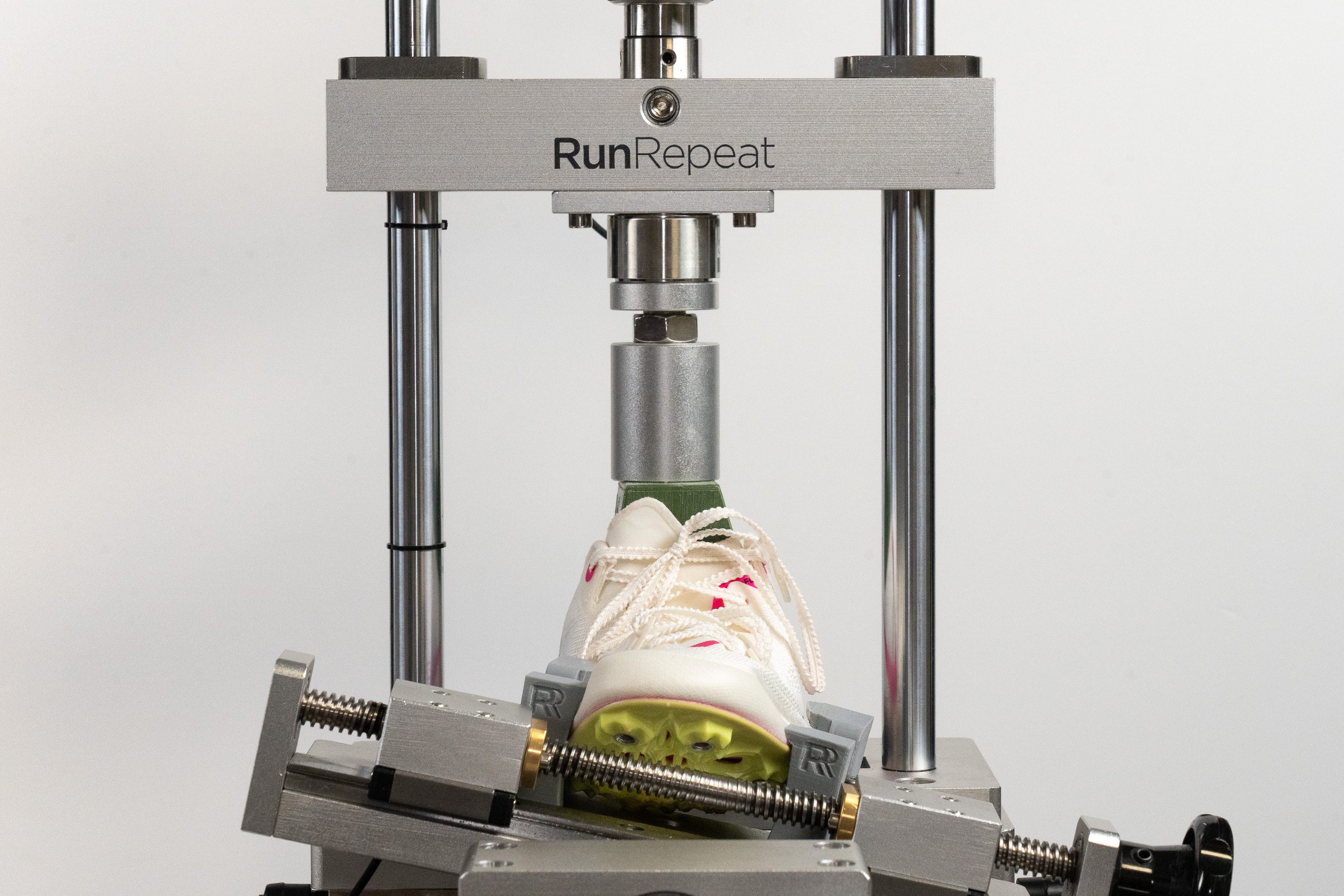 Nike Ja Fly 4 Torsional rigidity