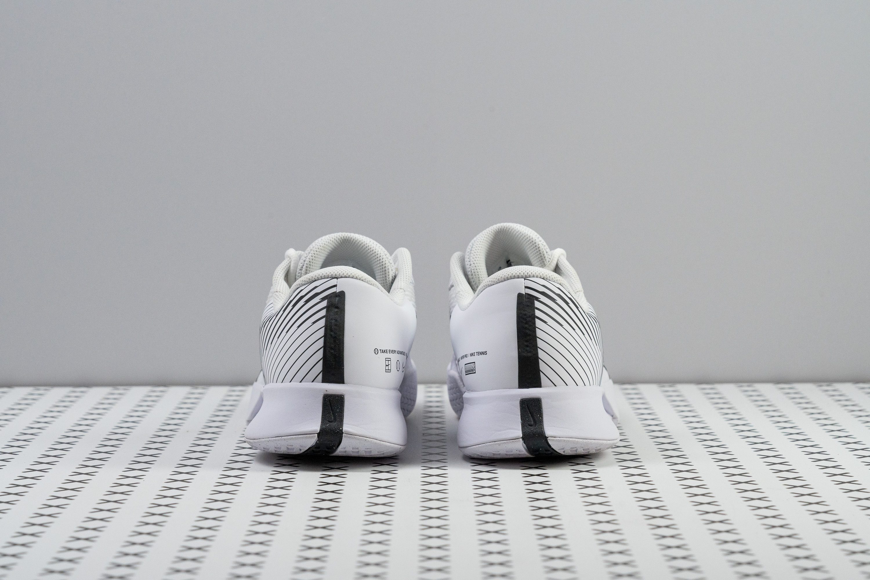 NikeCourt Vapor Pro 2 Heel tab