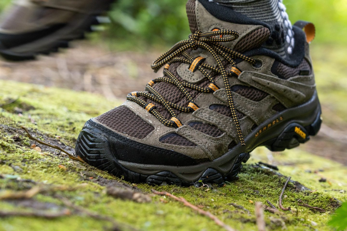 Cut in half: Merrell Moab 3 GTX Review (2023) | RunRepeat