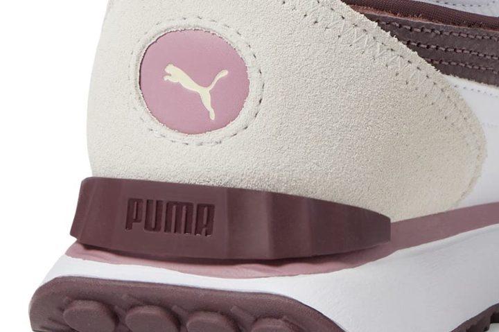 Puma Essentials T-shirt court avec logo Noir puma-rider-fv-heel-counter
