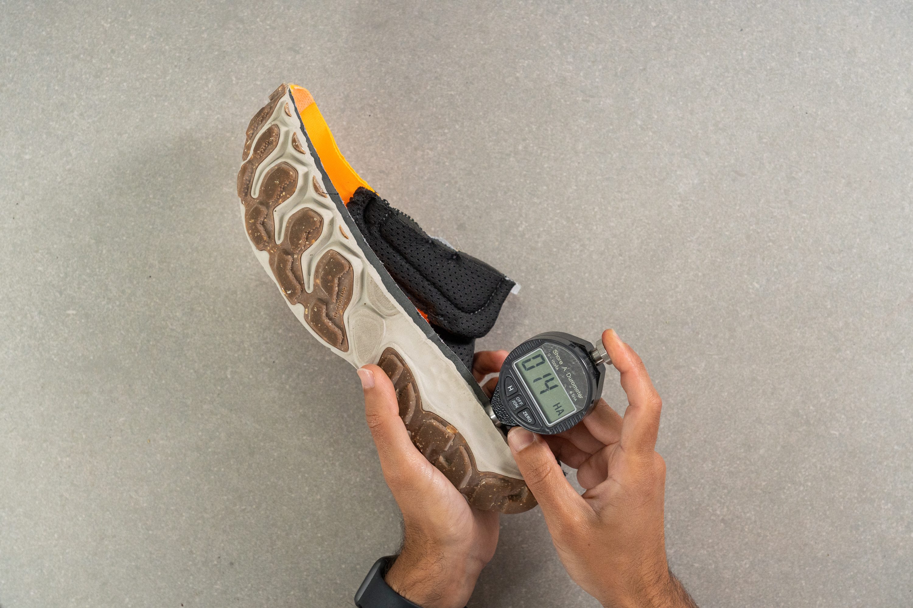 new-balance-ffxmoretrailv3-durometer.JPG