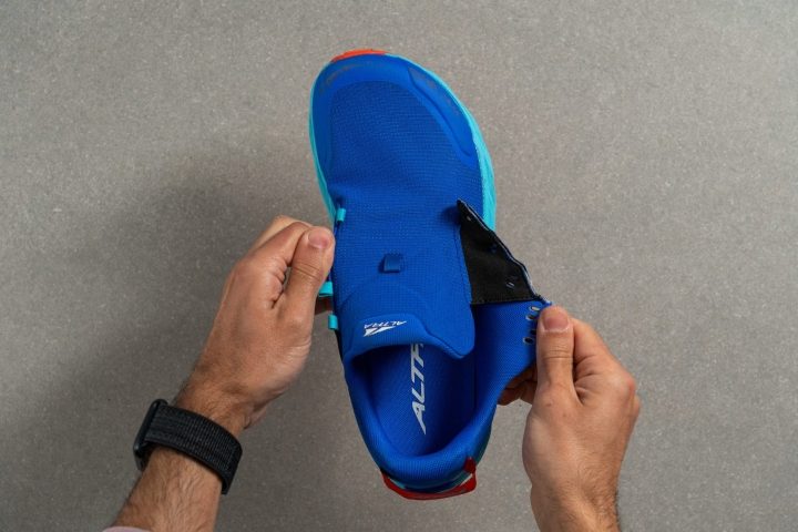 Altra Superior 6 Tongue: gusset type
