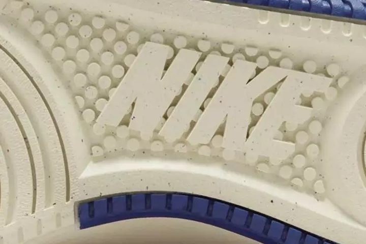 Nike Gamma Force nike-gamma-force-soles-logo