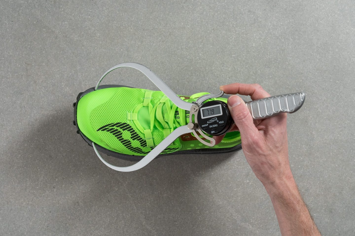 Cut in half: Saucony Endorphin Rift Review (2024) | RunRepeat