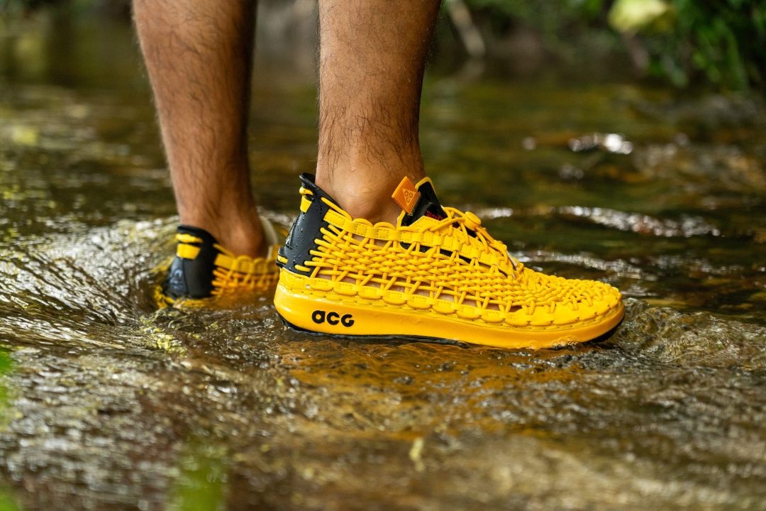 acg water shoes