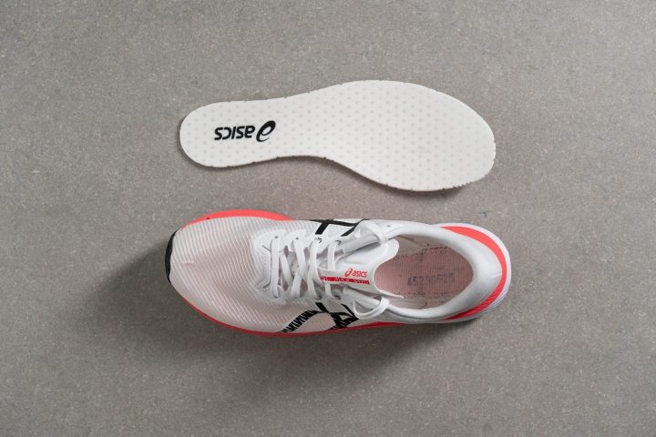 Asics Magic Speed 3 Removable insole