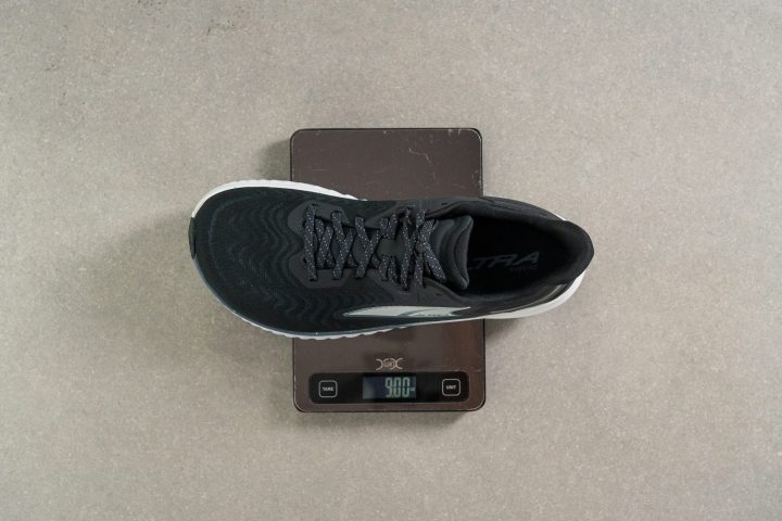 Midsole width in the forefoot Weight