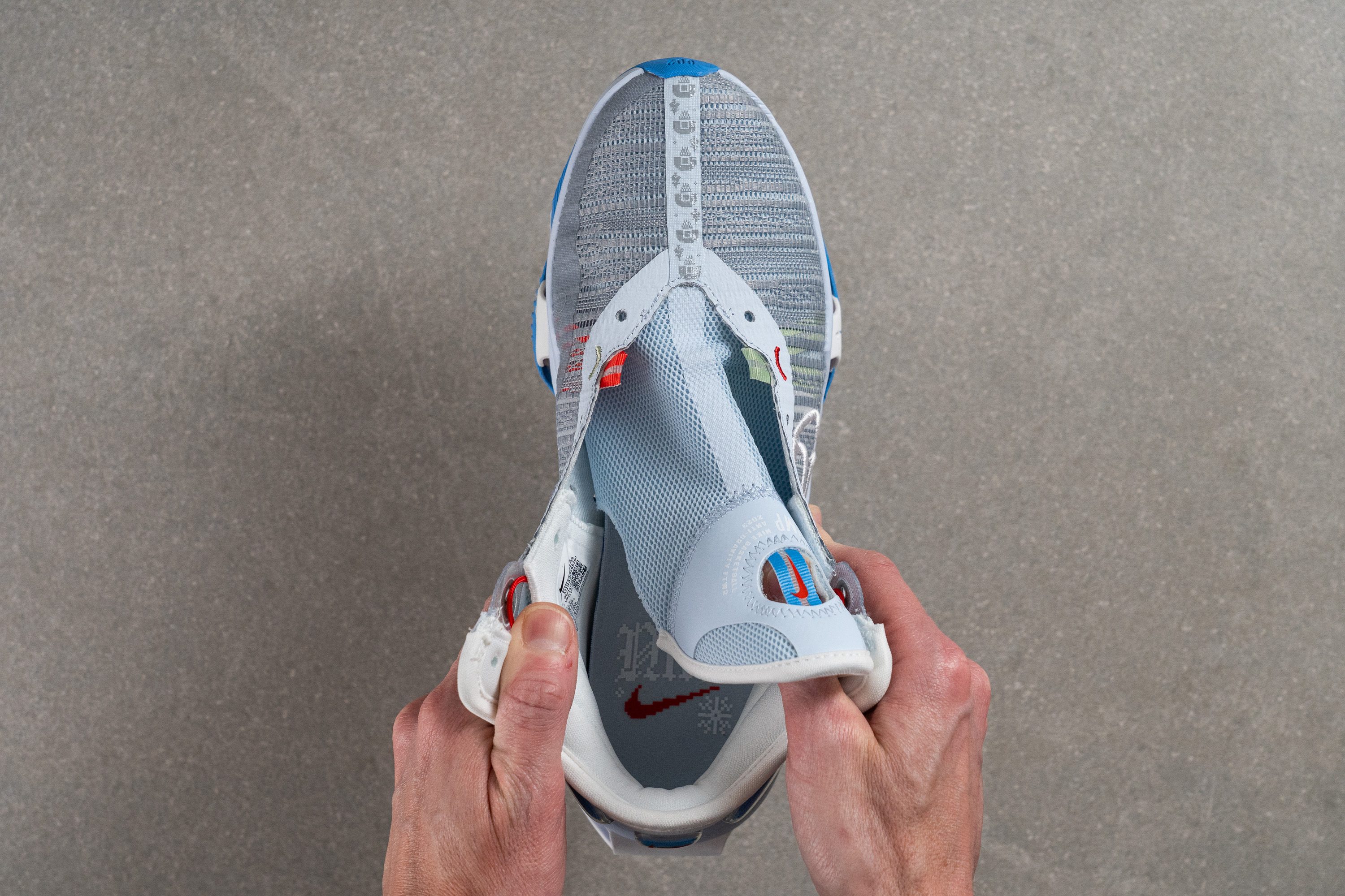 Nike G.T. Jump 2 Tongue: gusset type