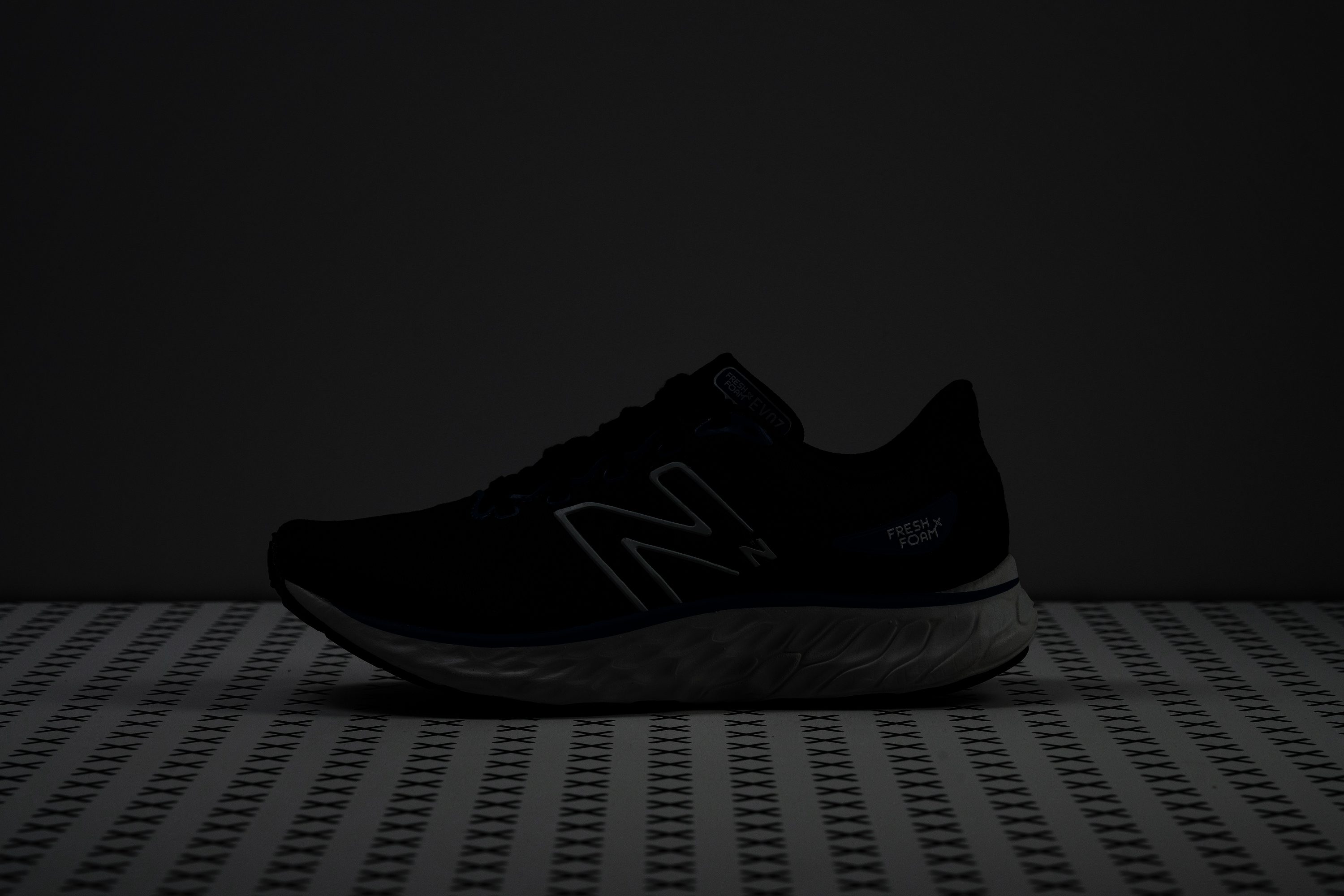 New Balance Fresh Foam X Evoz v3 Reflective elements