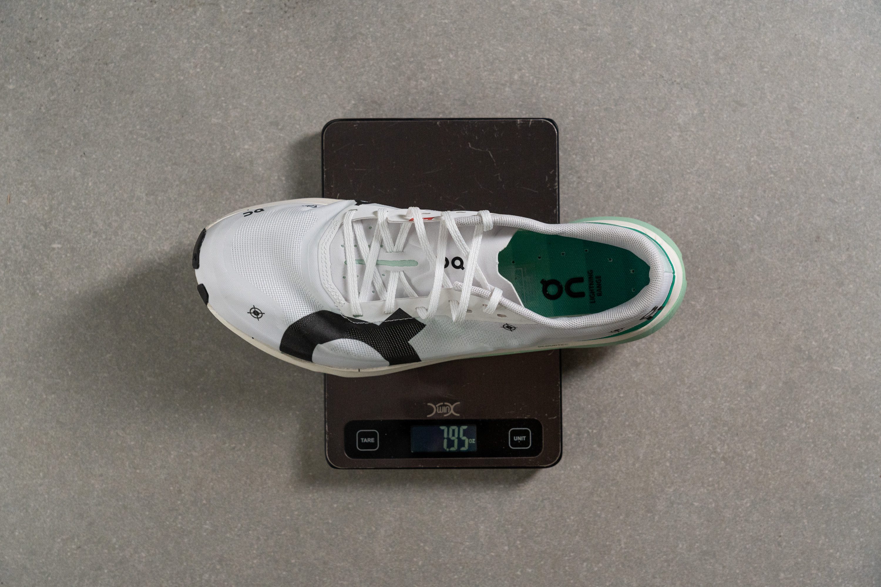 On Well-cushioned for marathon distances Weight