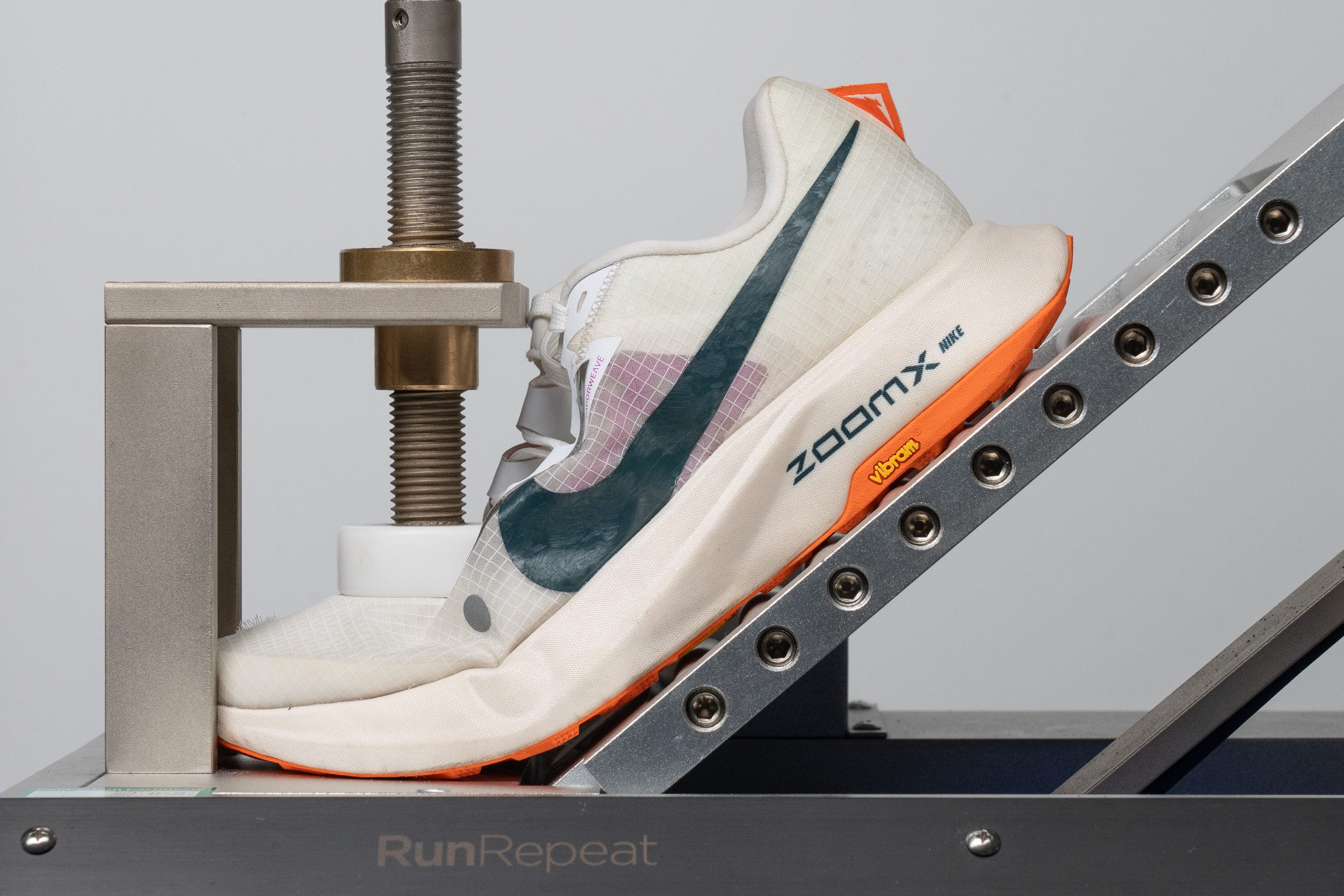 Nike Ultrafly Flexibility / Stiffness