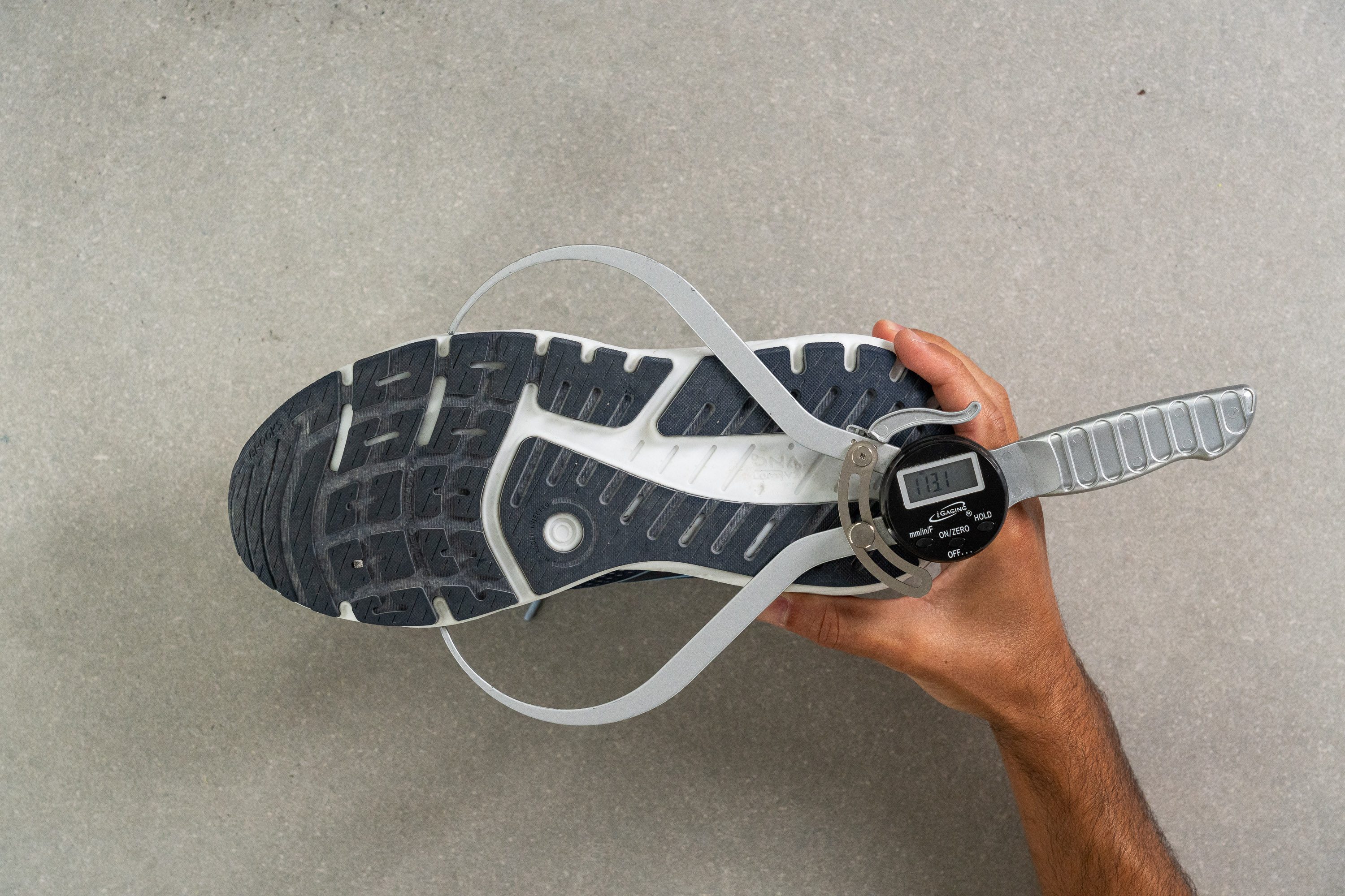brooks shoe zapatillas de running brooks shoe constitución media talla 48.5 Midsole width in the forefoot