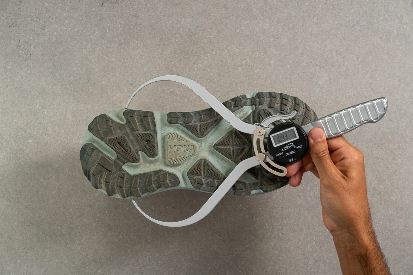hoka stinson mid