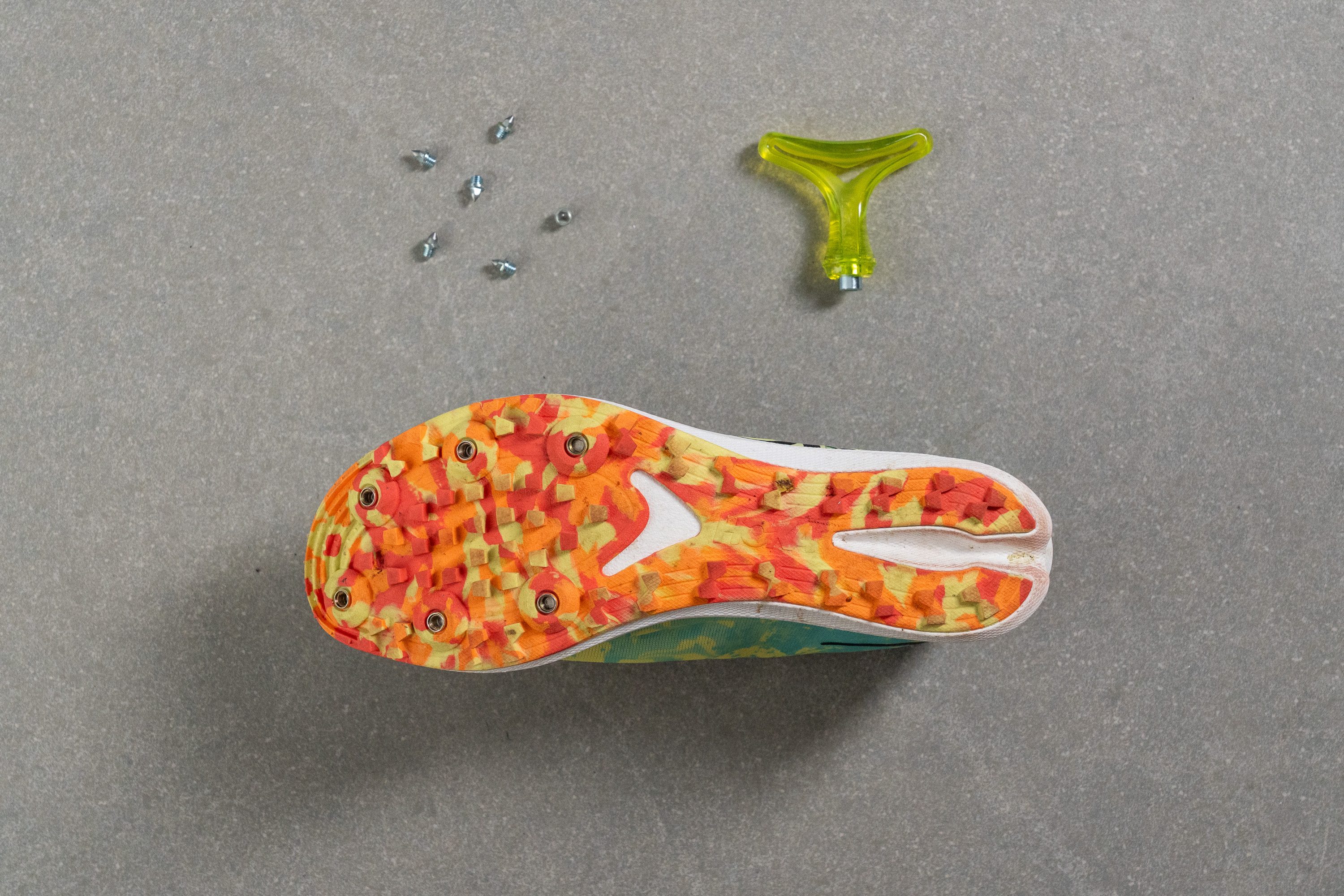HOKA Crescendo XC Pins
