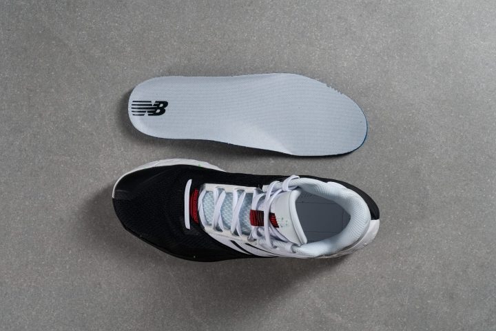 New Balance TWO WXY V4 Removable insole