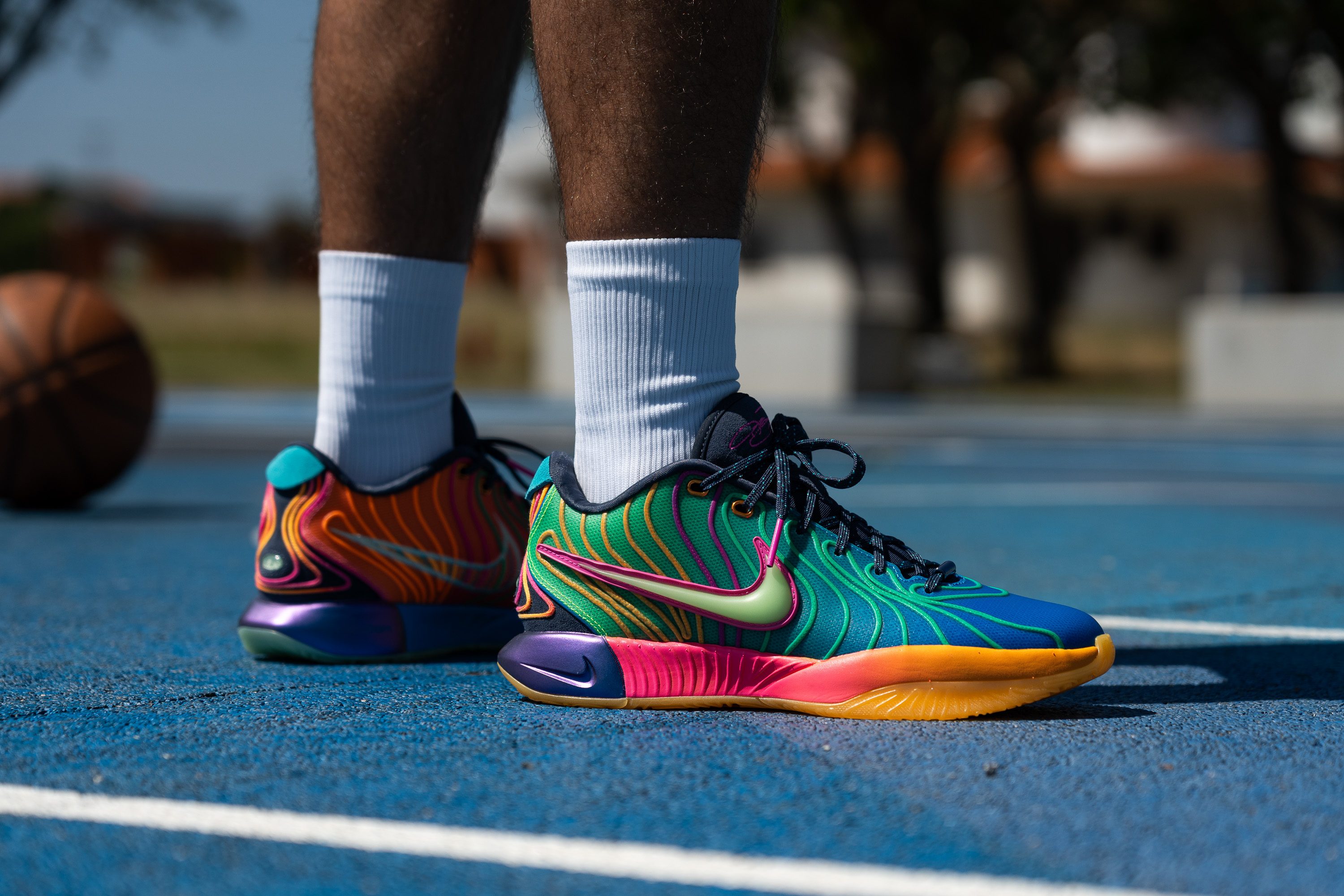 Cortadas por la mitad Analisis y review de las Nike LeBron 21 2024 RunRepeat