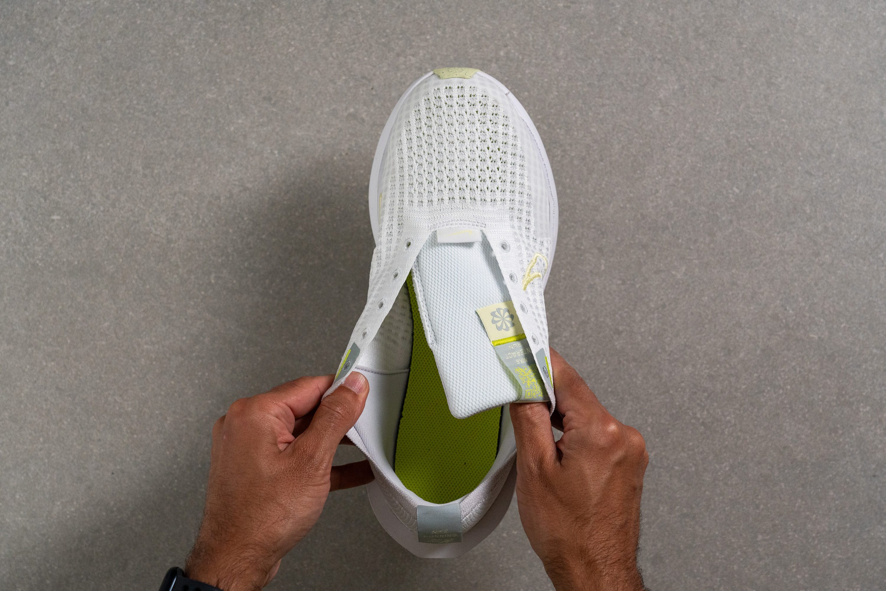 Nike Interact Run Tongue: gusset type