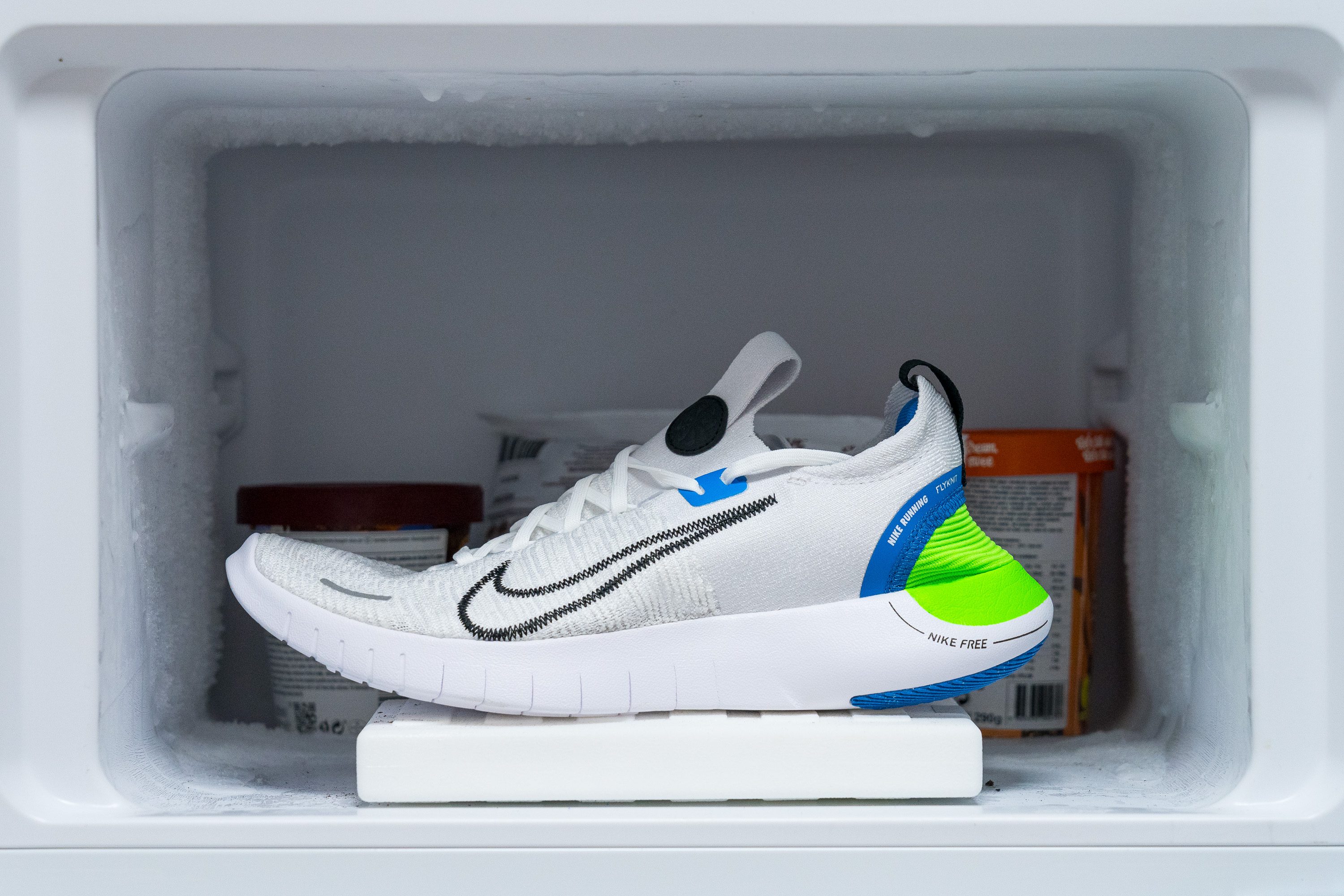 Nike Free RN NN Difference in midsole softness in cold