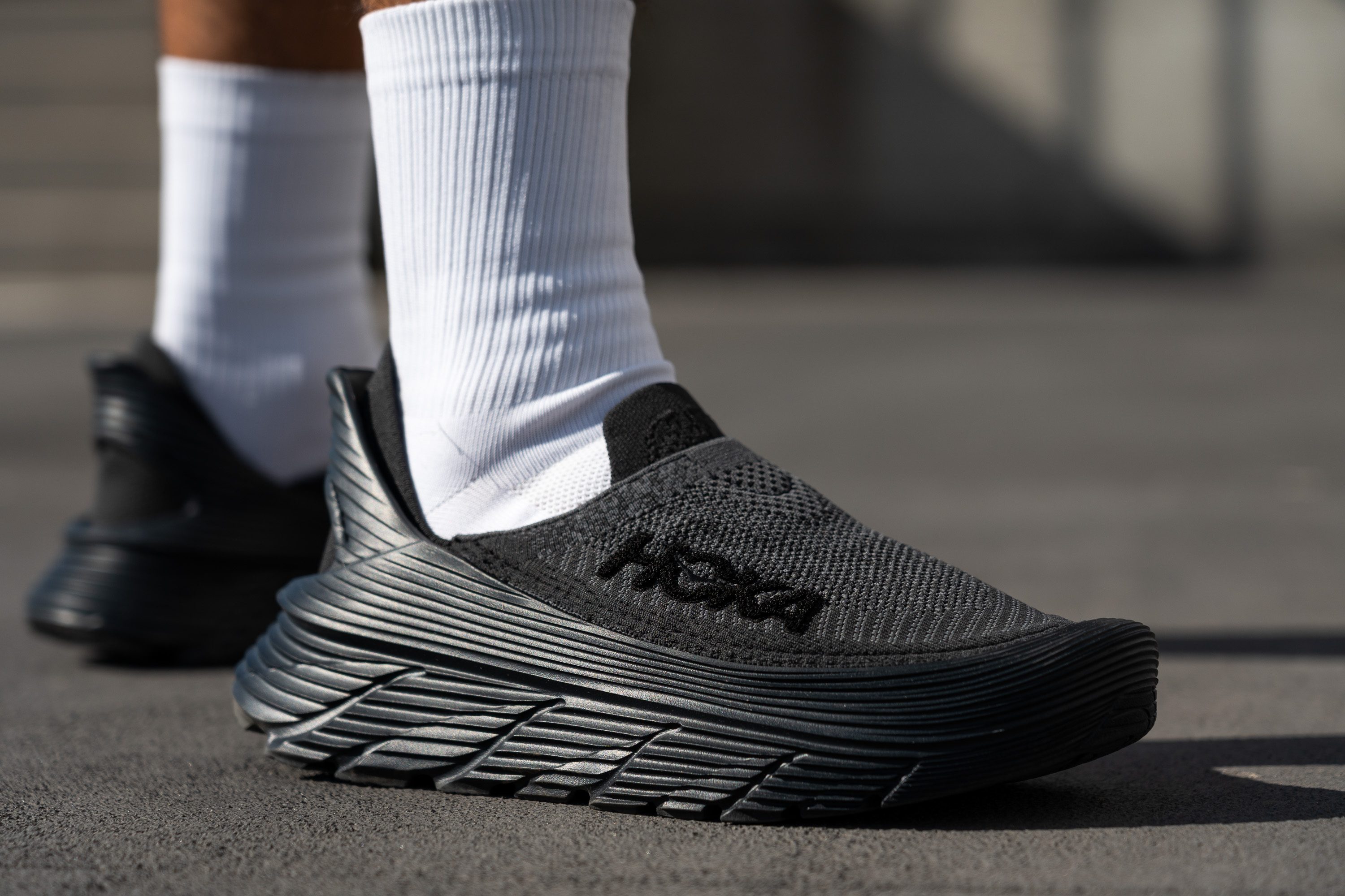 Hoka Restore TC shoe weight