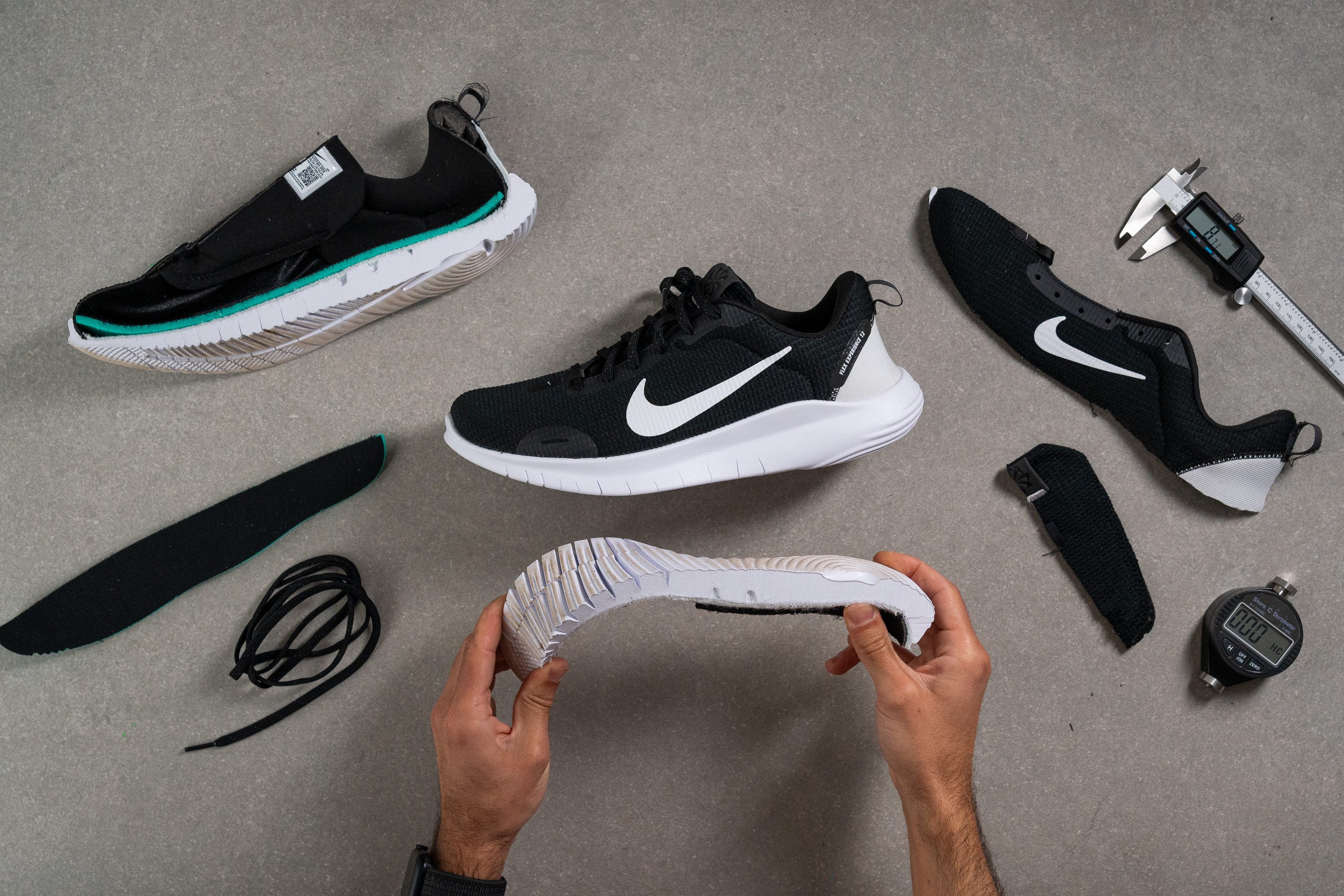 Cortadas por la mitad Analisis y review de las Nike Flex Experience Run 12 2024 RunRepeat