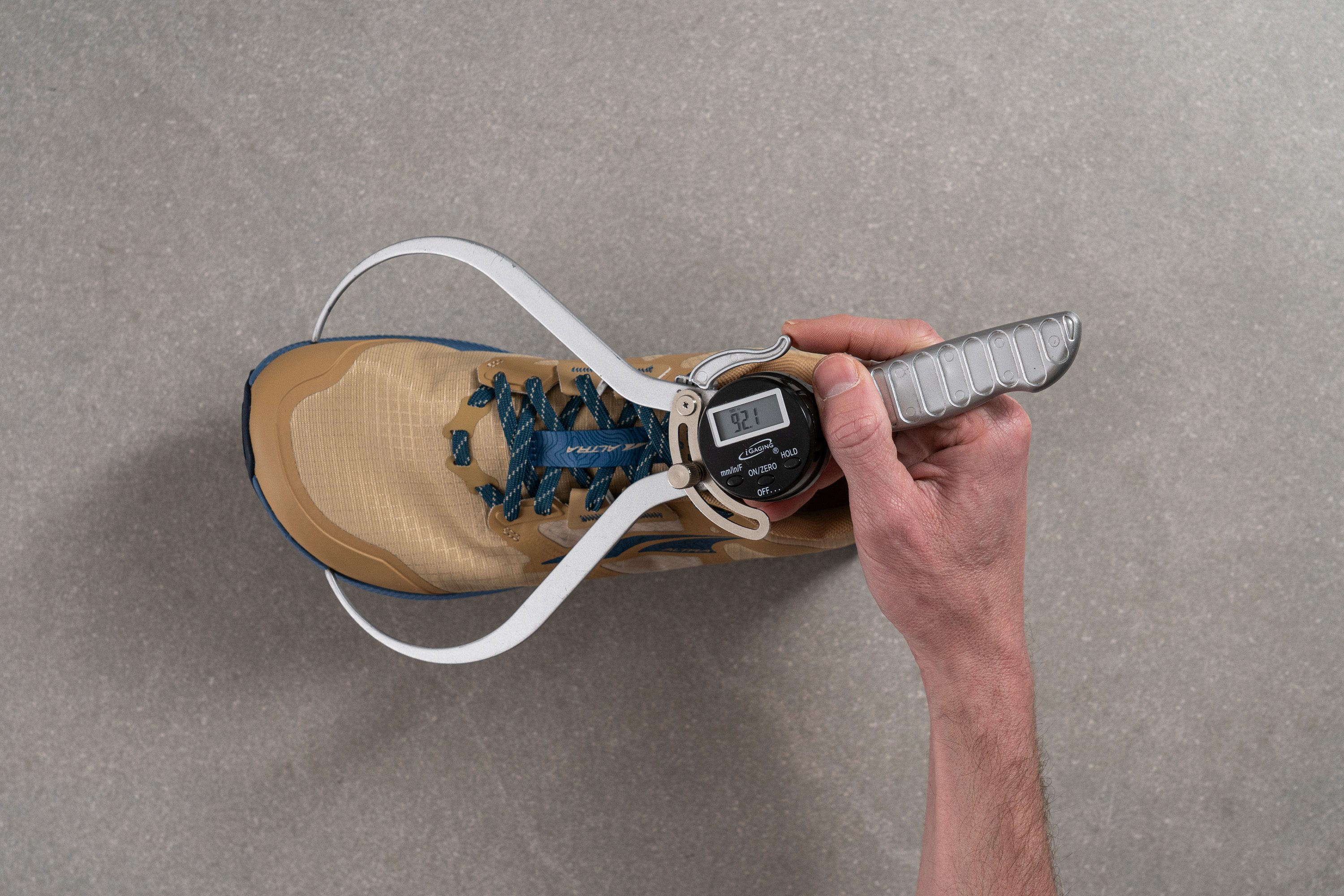 Altra Lone Peak 8 Toebox width at the big toe caliper