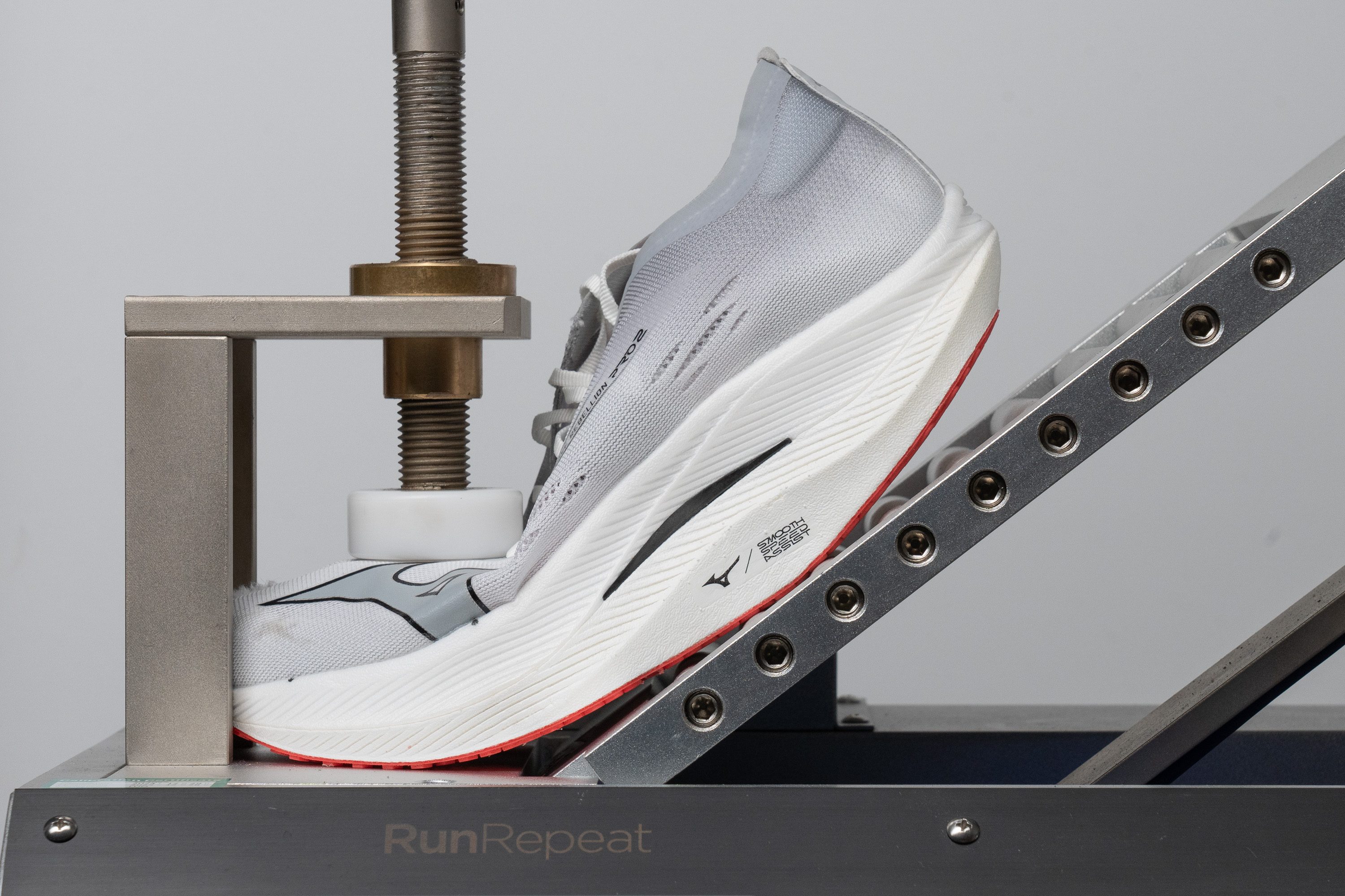 Mizuno Wave Rebellion Pro 2 Flexibility / Stiffness