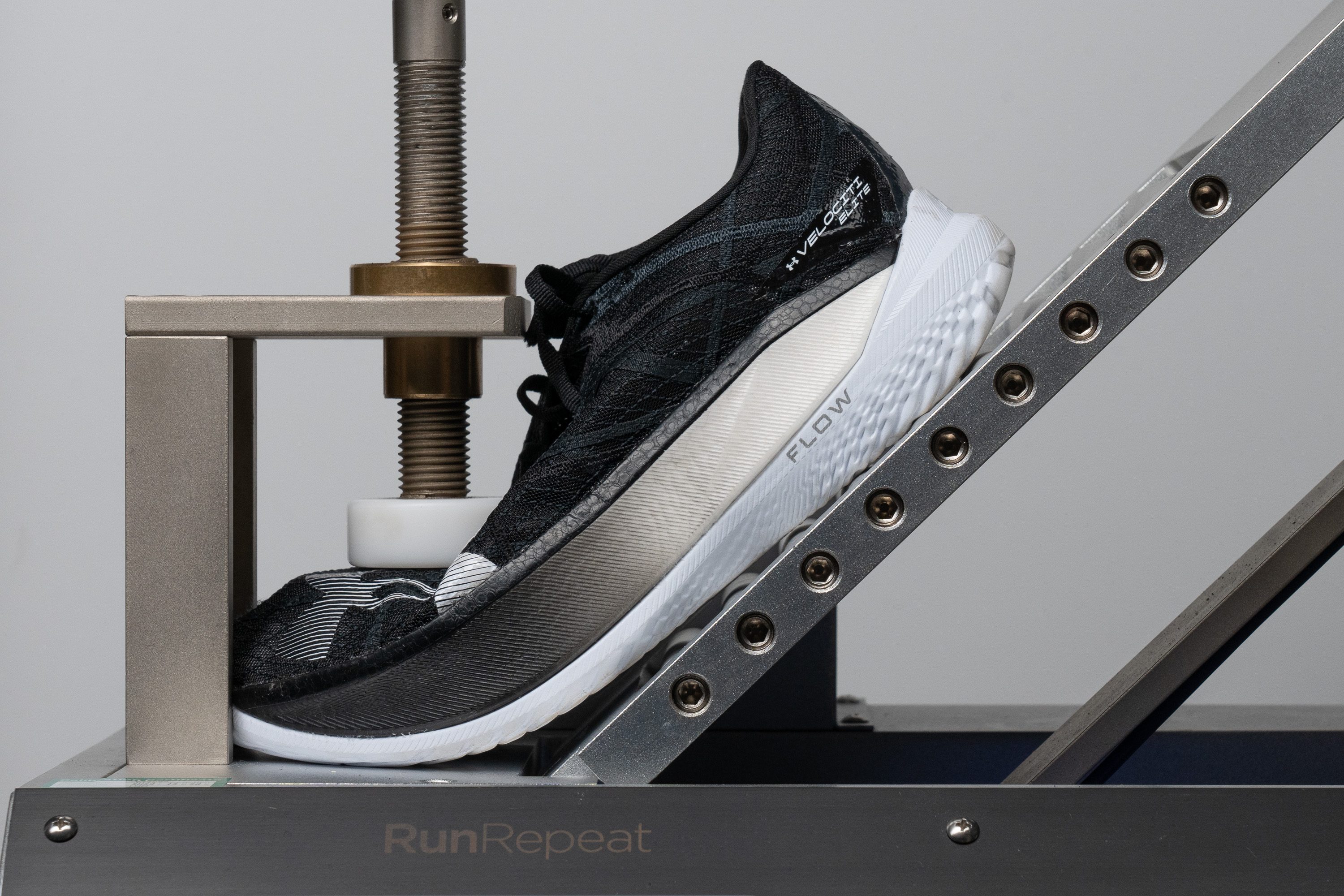 Under Armour Velociti Elite 2 Flexibility / Stiffness