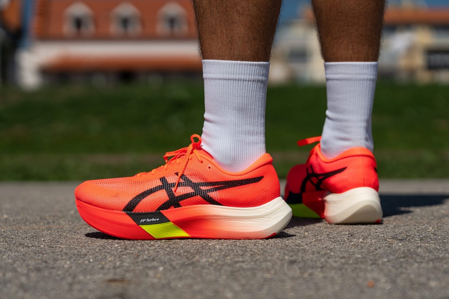 Cut in half: ASICS Metaspeed Sky Paris Review (2024) | RunRepeat