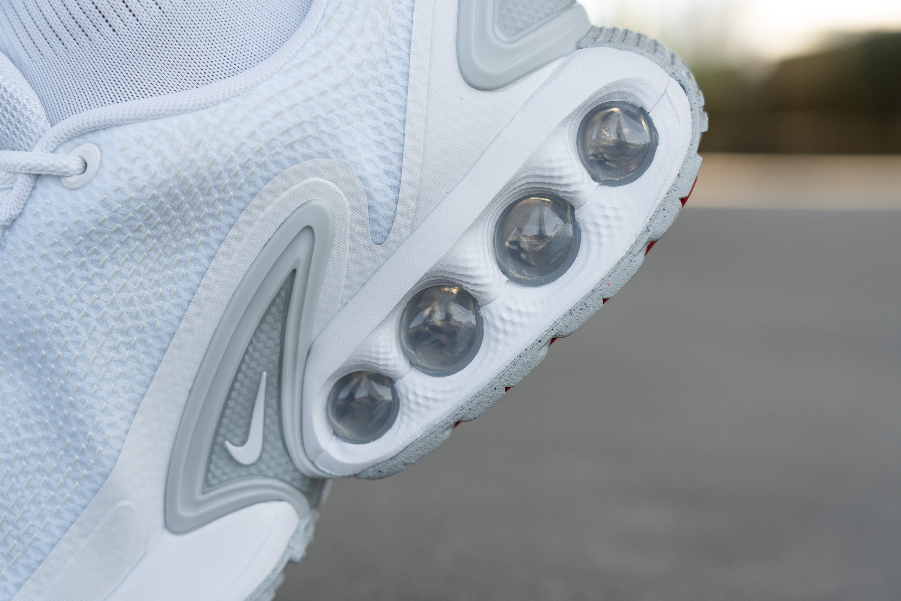 Nike air max more blanc best sale