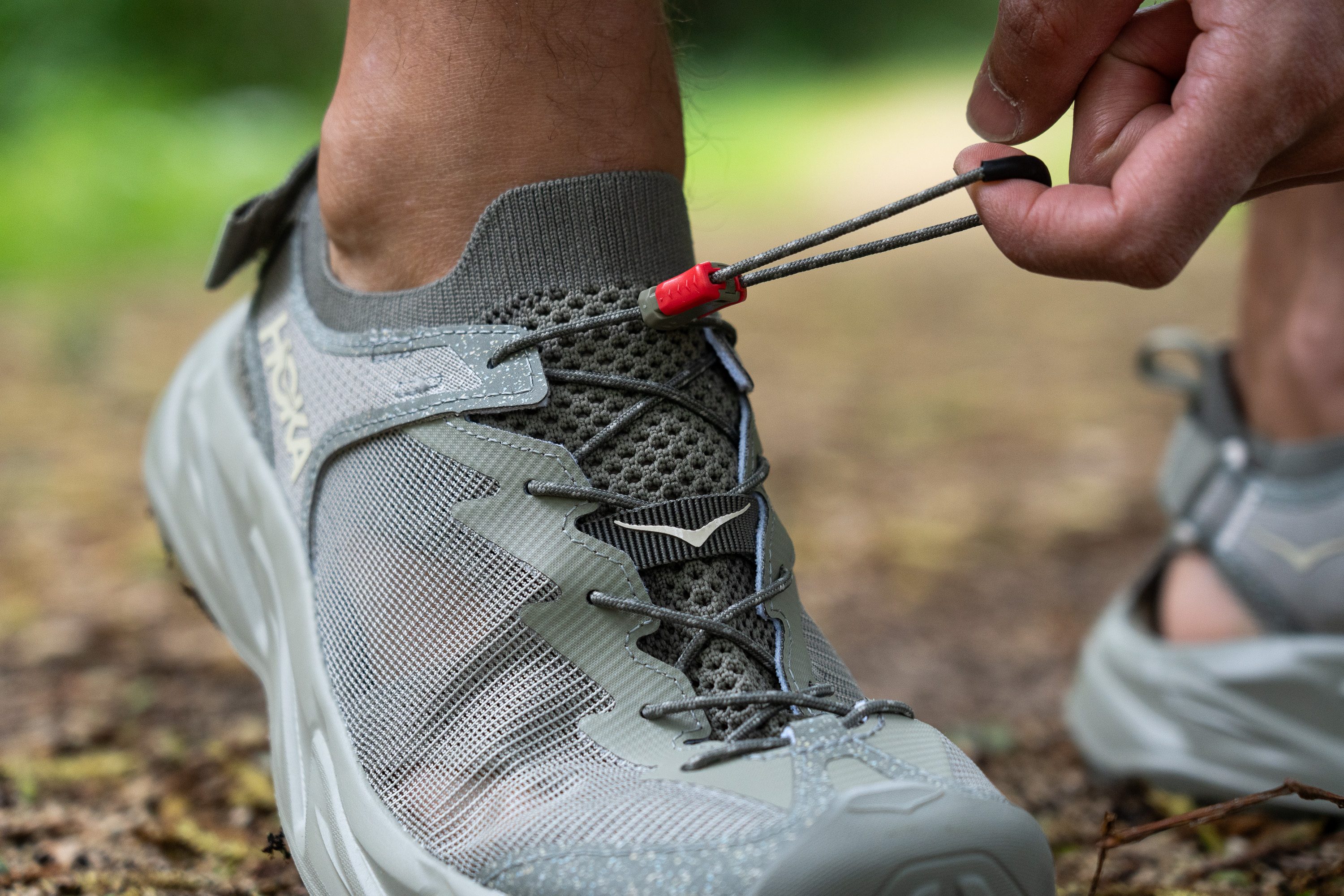 Hoka Hopara 2 bungee laces