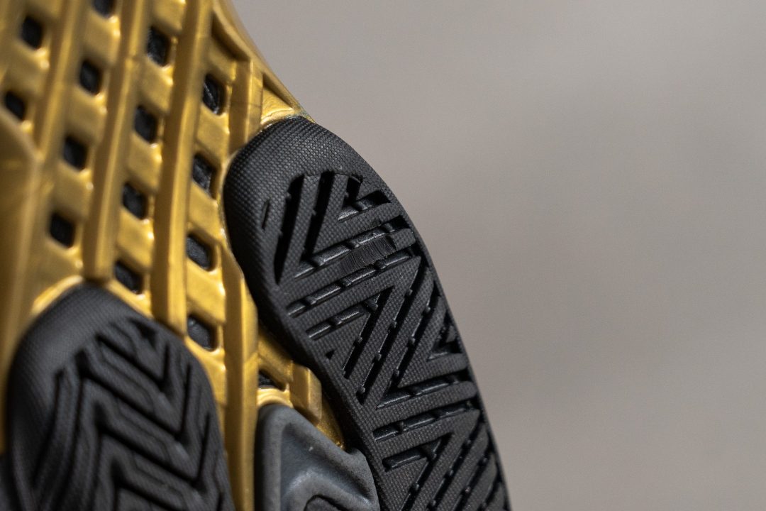 mizuno wave exceed tour