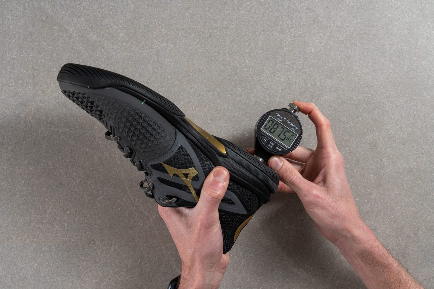 mizuno wave exceed tour