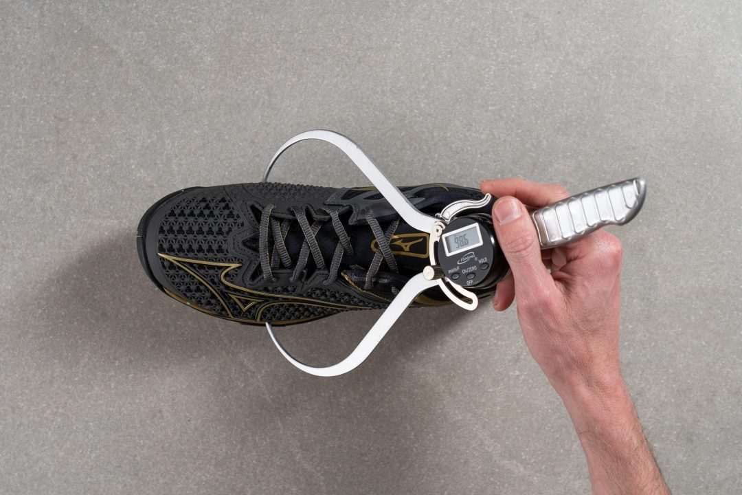 mizuno exceed tour 3